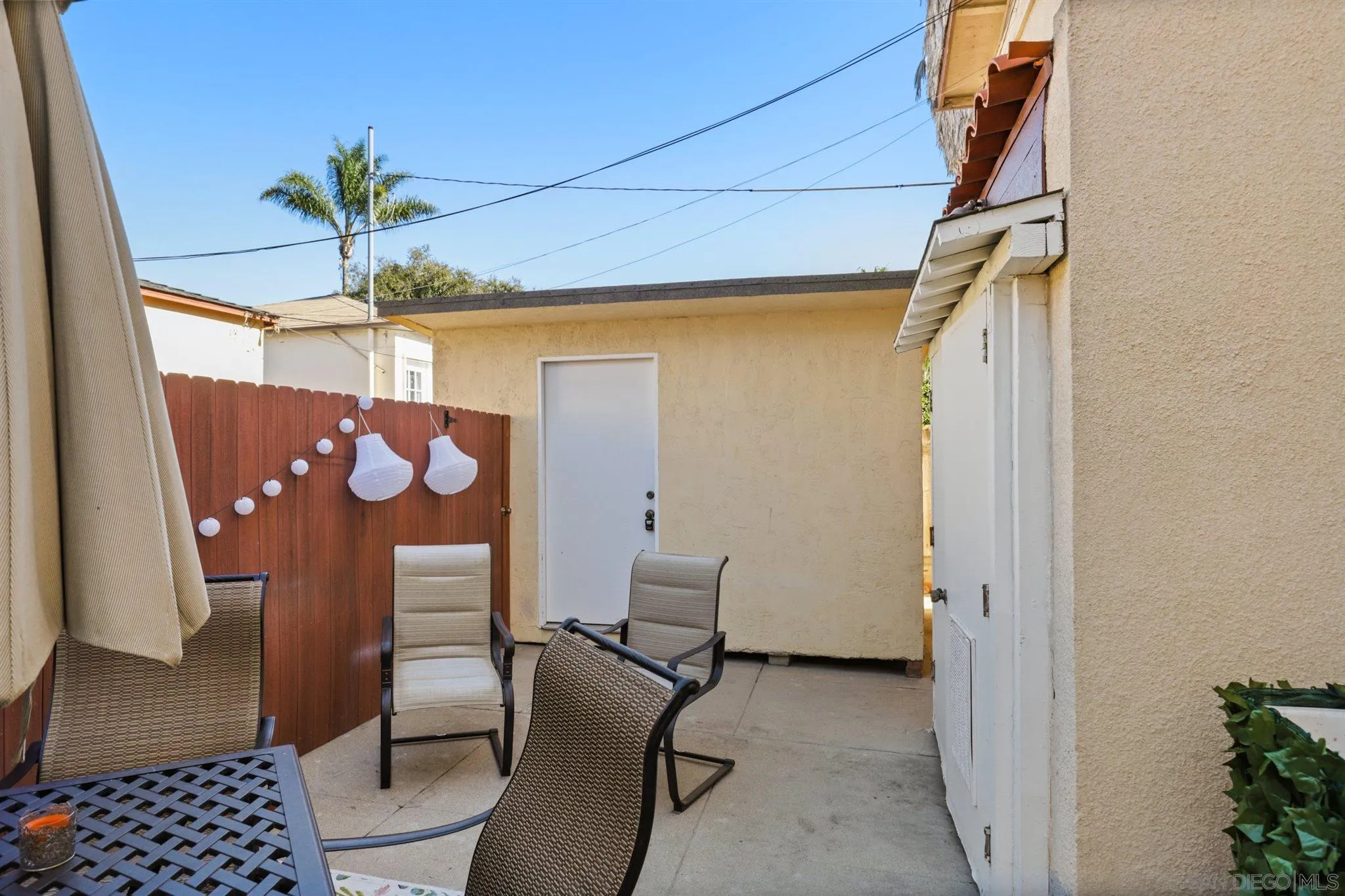 1633 Thomas Avenue San Diego, CA 92109 - Photo 37 of 48 a view of workspace with wooden floor