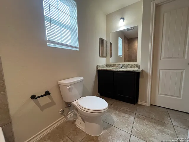 $1,295 | 7113 Micayla Cove, Unit 104, San Antonio, TX 78244