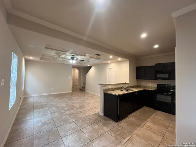 $1,295 | 7113 Micayla Cove, Unit 104, San Antonio, TX 78244