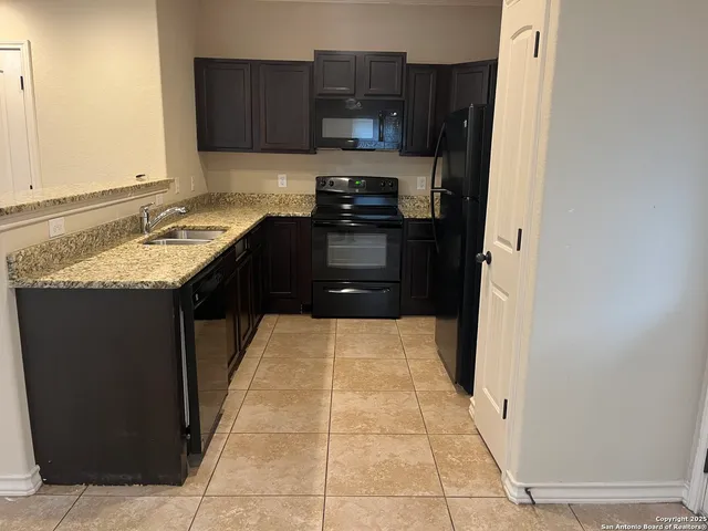 $1,295 | 7113 Micayla Cove, Unit 104, San Antonio, TX 78244