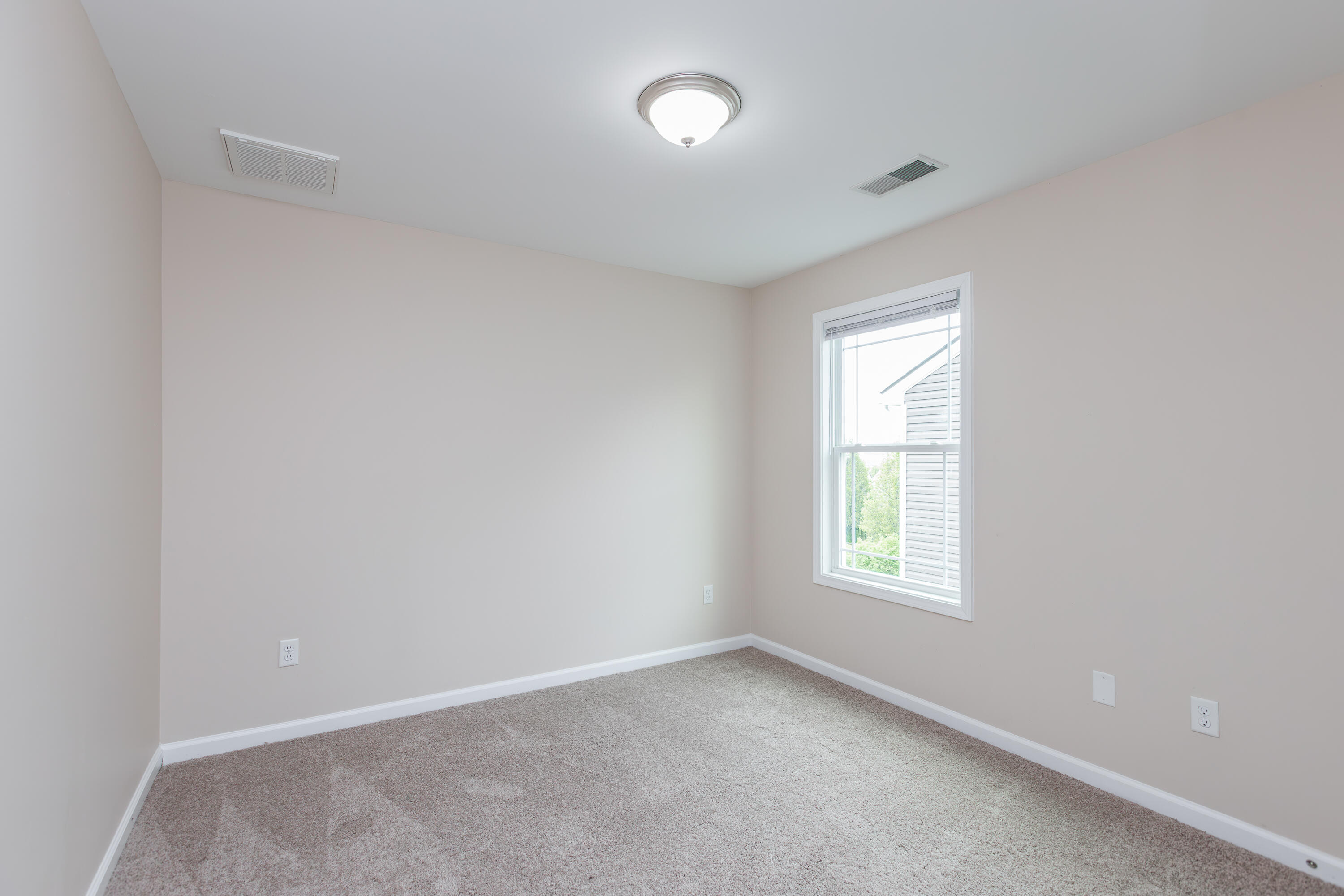 1328 Greendale Road Lexington, KY 40511 - Photo 18 of 26 1000018710