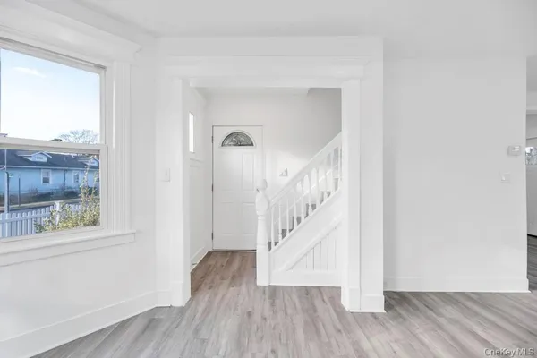 $649,999 | 297 East Columbia Street, Hempstead, NY 11550