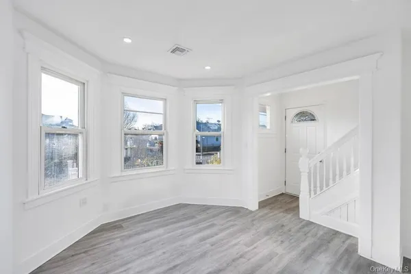 $649,999 | 297 East Columbia Street, Hempstead, NY 11550