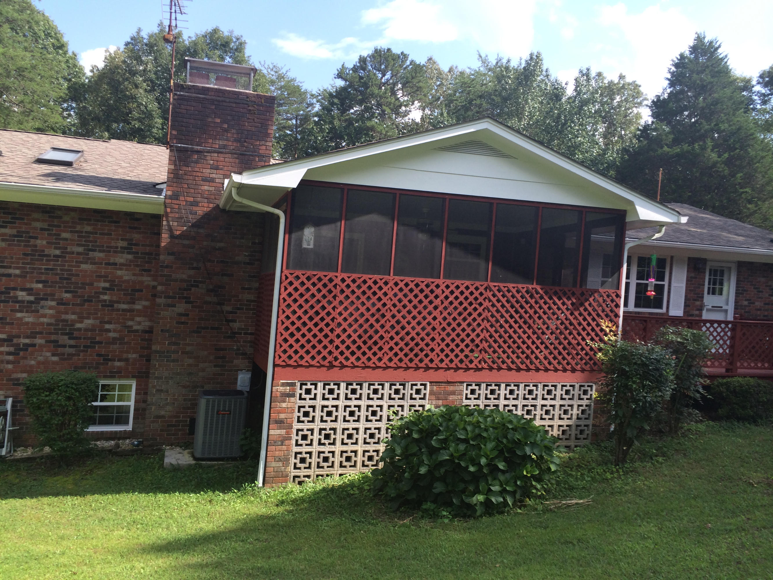 223 Raccoon Valley Road Powell, TN 37849 - Photo 8 of 9 Raccoon.Valley.223.back of house