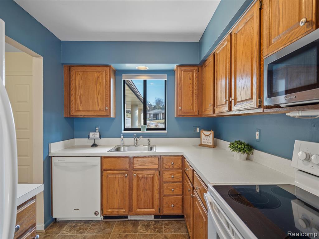 958 Wexford Way Rochester Hills, MI 48307 - Photo 10 of 23