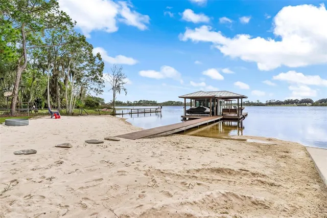 $1,300,000 | 39623 County Road 439, Umatilla, FL 32784