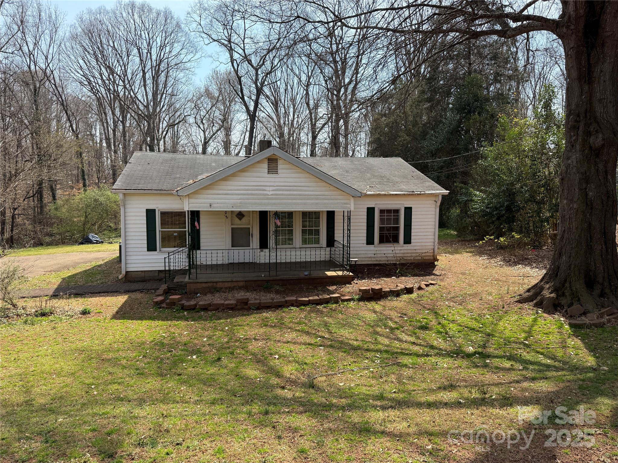 208 River Loop Road Belmont, NC 28012 - Photo 1 of 15 Gallery Image 1