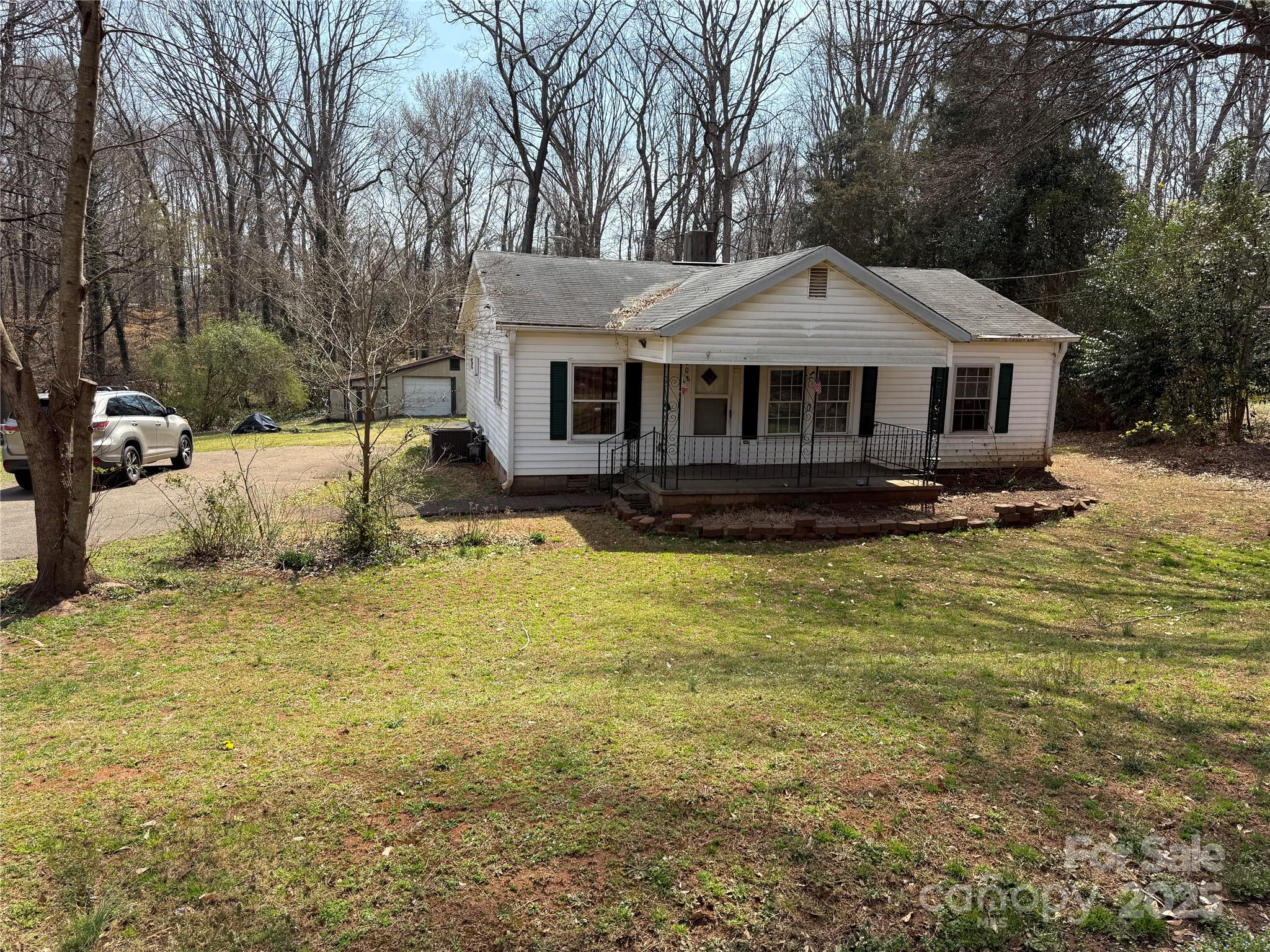 208 River Loop Road Belmont, NC 28012 - Photo 2 of 15 Gallery Image 2