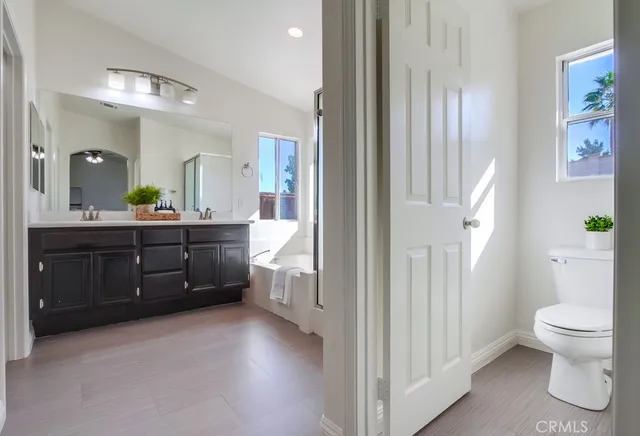 $1,048,800 | 1547 Saran Court, Oceanside, CA 92056