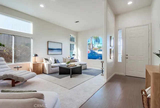 $1,048,800 | 1547 Saran Court, Oceanside, CA 92056