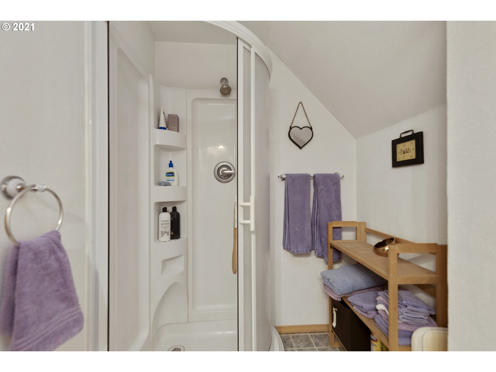 11710 Dupee Valley Road Sheridan, OR 97378 - Photo 19 of 32 Gallery Image 19
