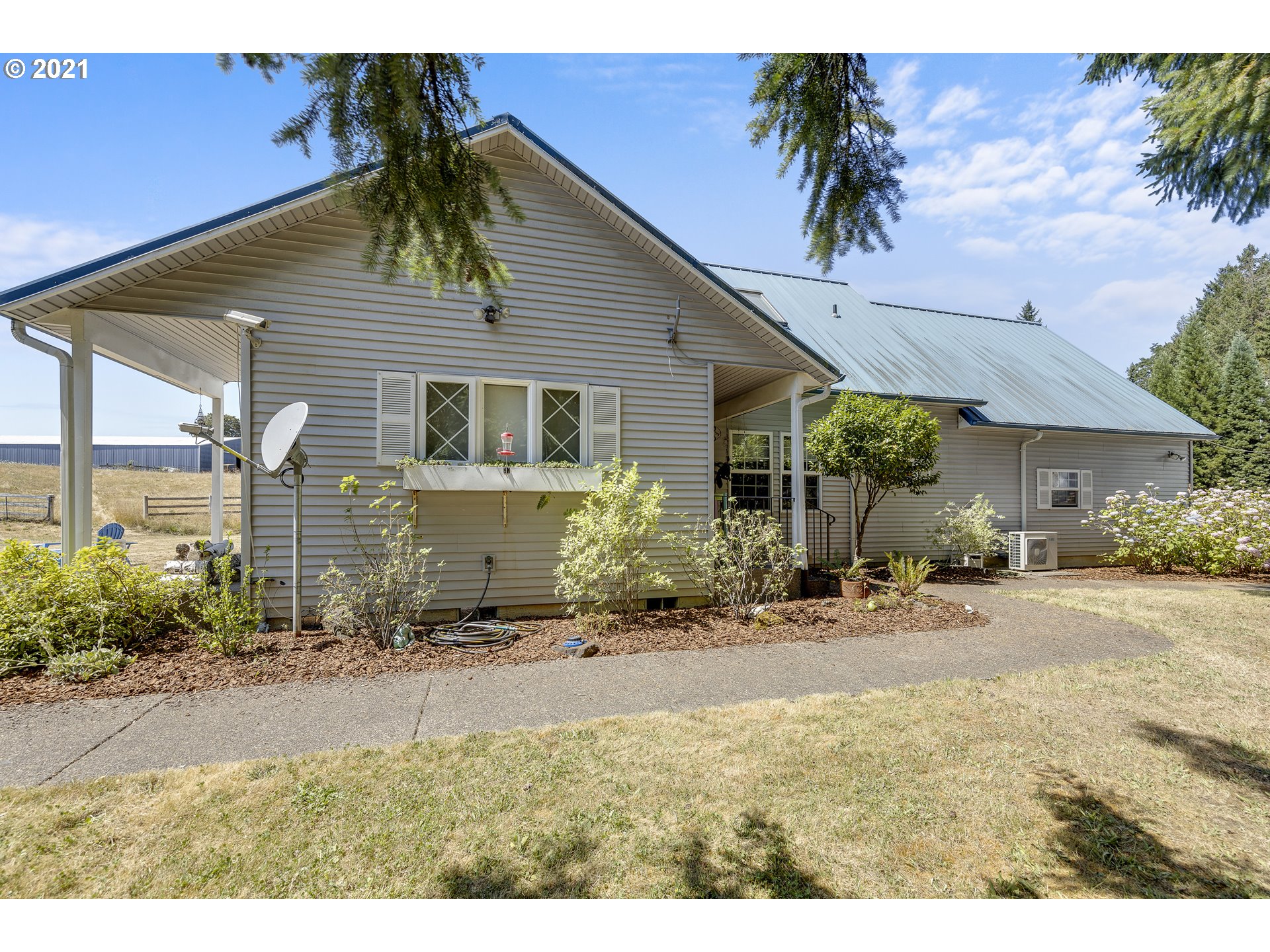 11710 Dupee Valley Road Sheridan, OR 97378 - Photo 29 of 32 Gallery Image 29