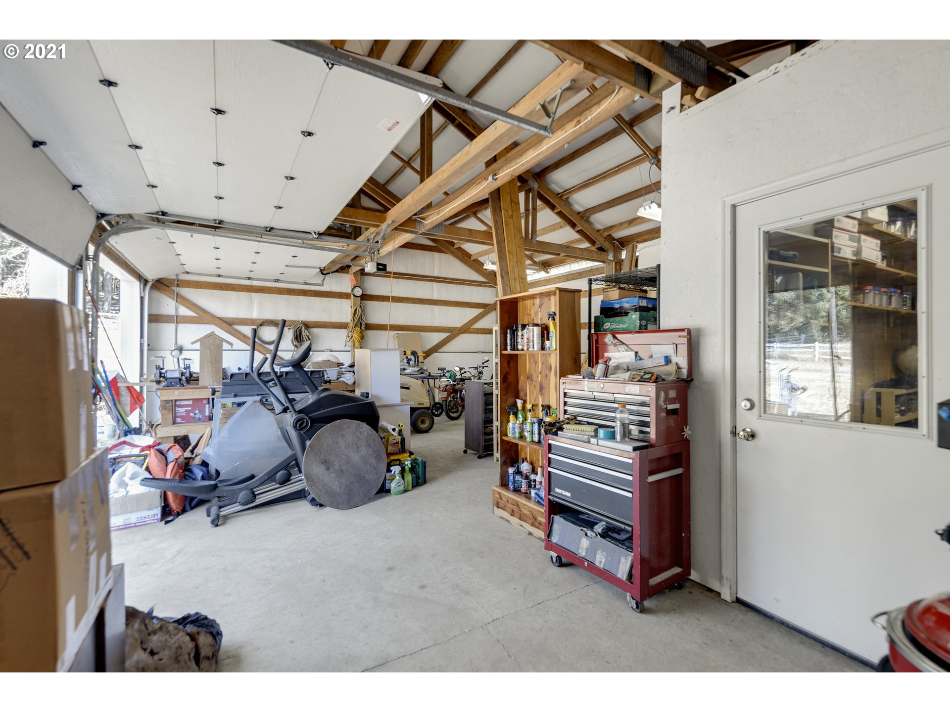 11710 Dupee Valley Road Sheridan, OR 97378 - Photo 6 of 32 Gallery Image 6