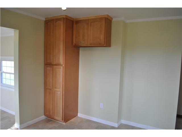 1679 Riley Road Northeast Newark, OH 43055 - Photo 5 of 24 Gallery Image 5