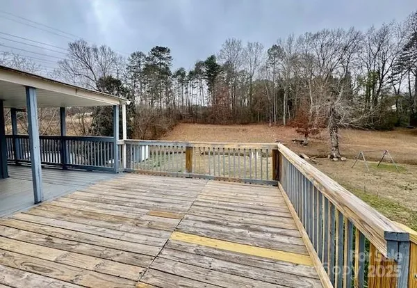 $140,000 | 350 39th St Place Southwest, Hickory, NC 28602