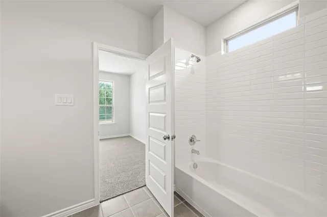 $739,900 | 3121-3123 Long Rope Lane, Denton, TX 76209