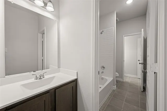 $739,900 | 3121-3123 Long Rope Lane, Denton, TX 76209