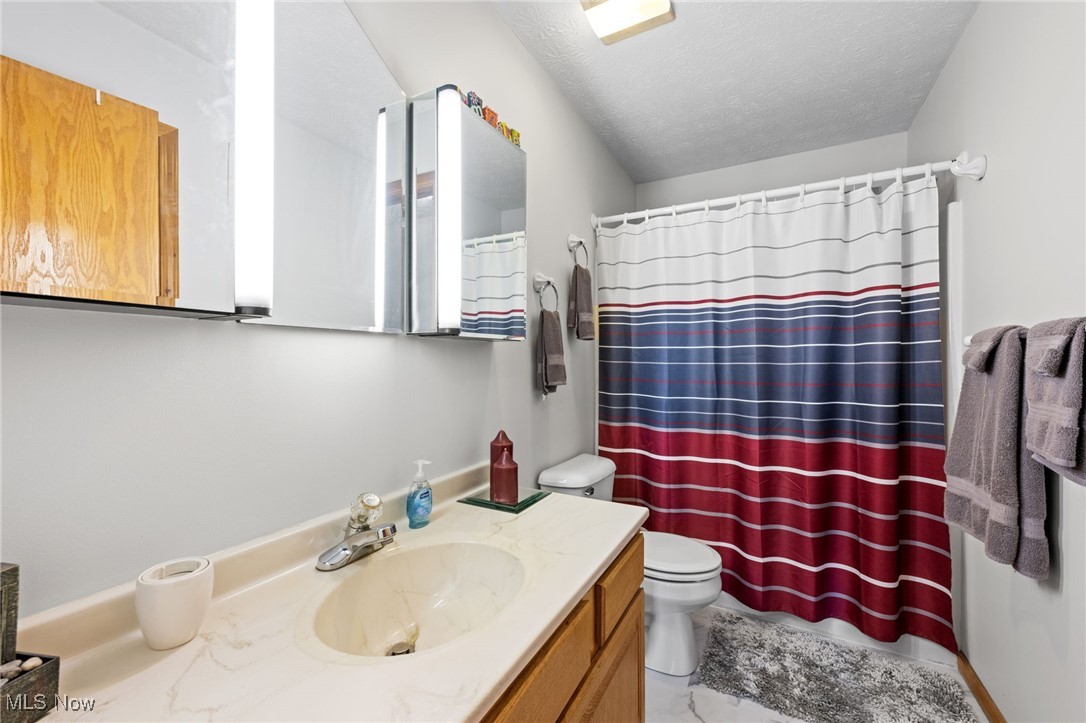 7939 Giddings Road Rootstown, OH 44272 - Photo 21 of 41 Full bathroom