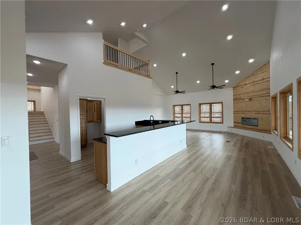 $699,000 | 1378 Full Gallop Lane, Roach, MO 65787