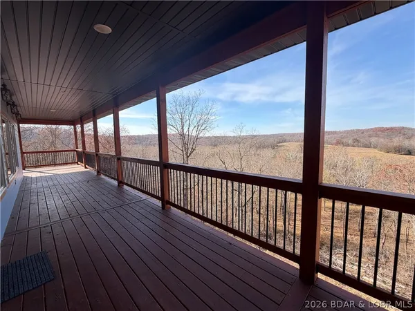 $725,000 | 1378 Full Gallop Lane, Roach, MO 65787