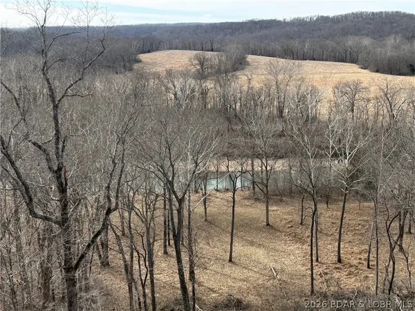$725,000 | 1378 Full Gallop Lane, Roach, MO 65787