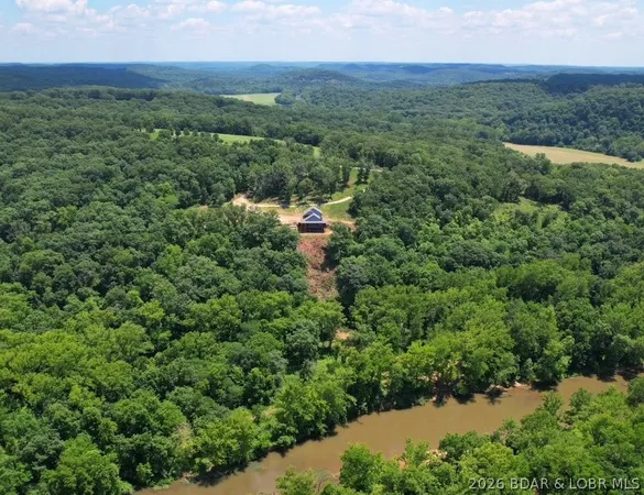 $725,000 | 1378 Full Gallop Lane, Roach, MO 65787