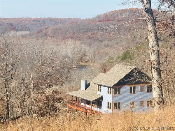 $725,000 | 1378 Full Gallop Lane, Roach, MO 65787