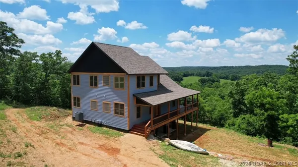 $699,000 | 1378 Full Gallop Lane, Roach, MO 65787