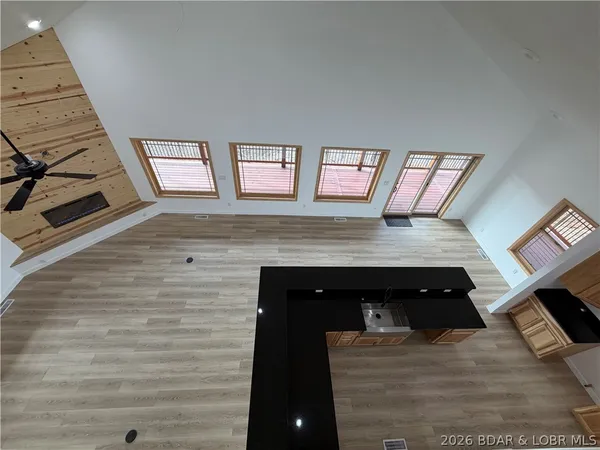 $725,000 | 1378 Full Gallop Lane, Roach, MO 65787