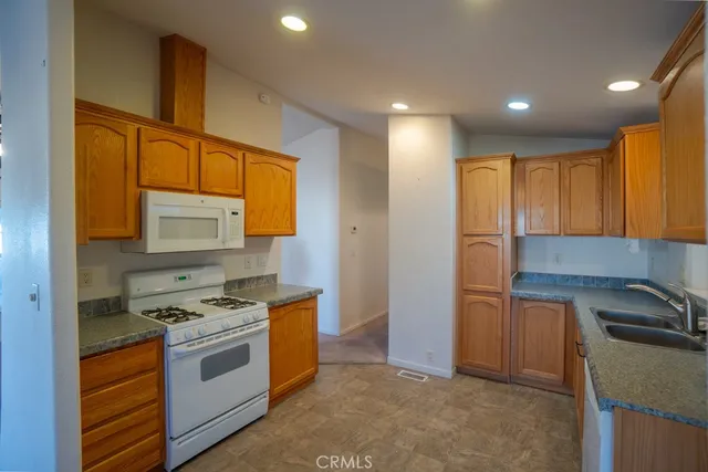 $125,000 | 20683 Waalew Road, Unit 183, Apple Valley, CA 92307