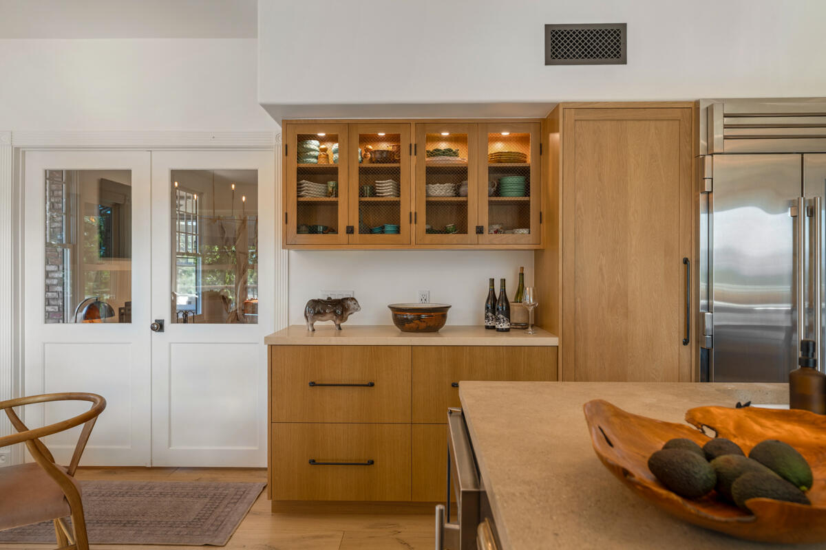 13100 Ojai Road Santa Paula, CA 93060 - Photo 20 of 60 a dining room with furniture and window