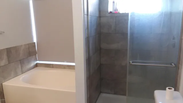 $2,350 | 2910 East Brookwood Court, Phoenix, AZ 85048