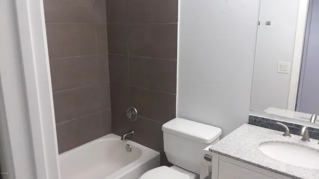 $2,350 | 2910 East Brookwood Court, Phoenix, AZ 85048