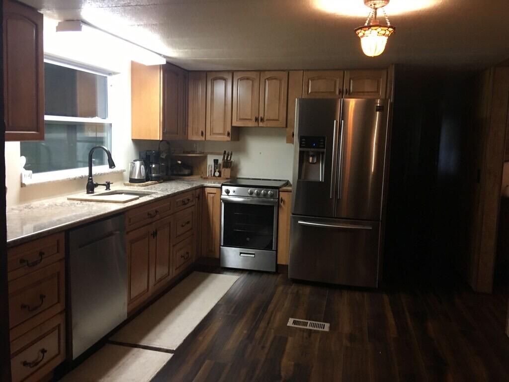 1163 20th Street Okeechobee, FL 34974 - Photo 8 of 20 IMG_2828