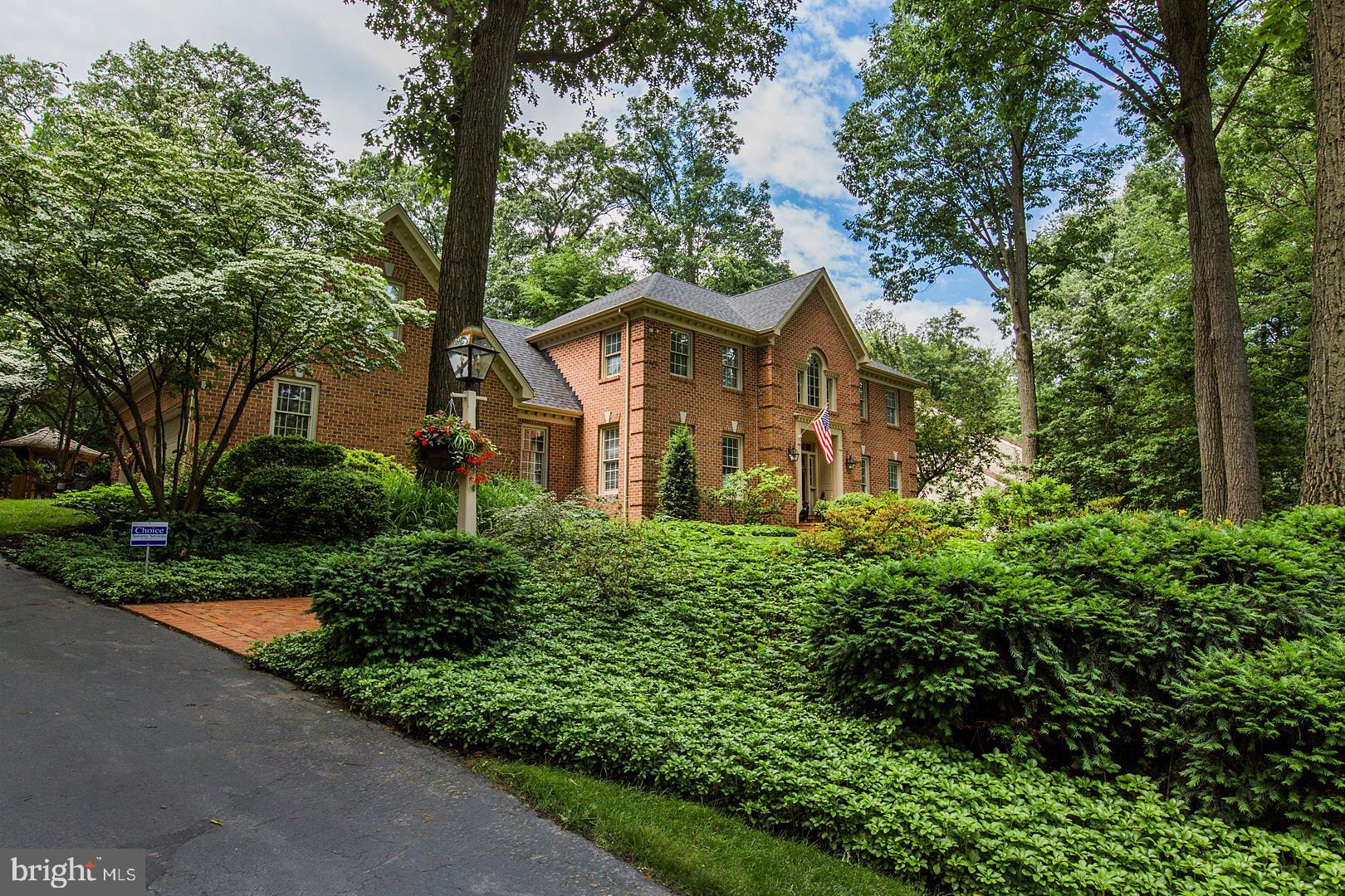 1079 Hunters Path Lancaster, PA 17601 - Photo 2 of 80