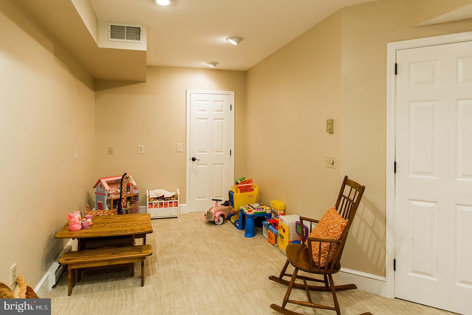 1079 Hunters Path Lancaster, PA 17601 - Photo 61 of 80