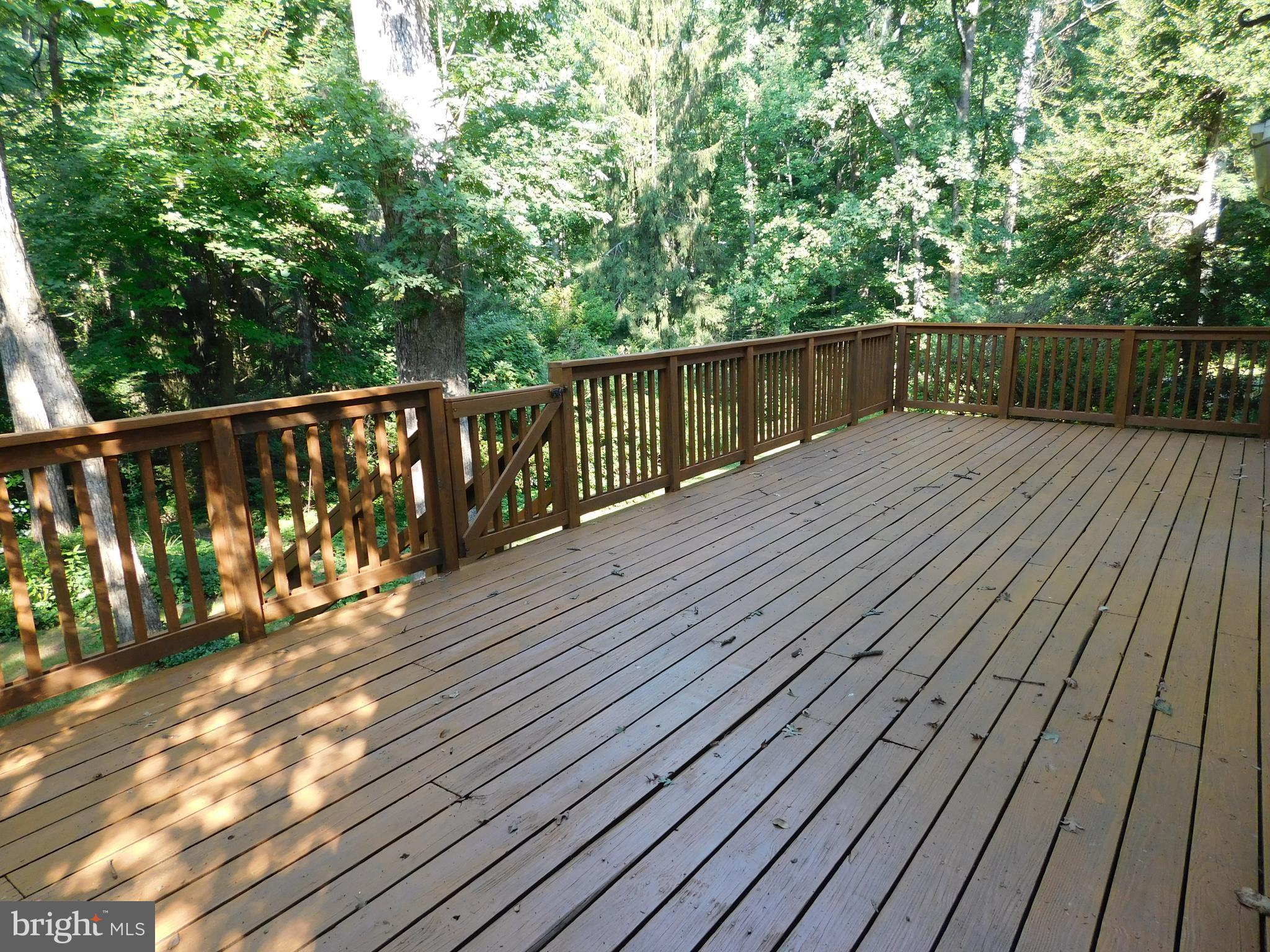 2404 Old Trace Lane Reston, VA 20191 - Photo 25 of 30 Huge Deck