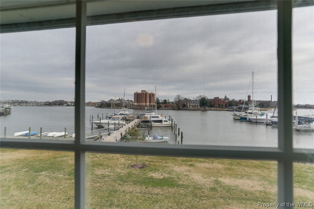 459 Bridge Street Hampton, VA 23669 - Photo 28 of 34 Gallery Image 28