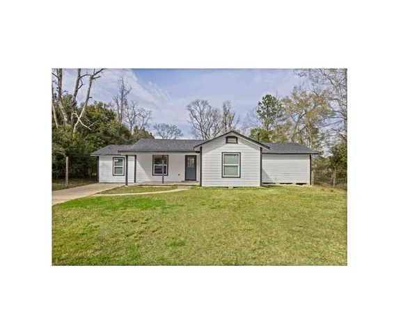 $199,900 | 370 West Bolivar Street, Vidor, TX 77662