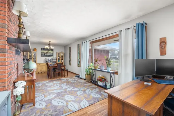 $270,000 | 402 West McKinley Street, Frontenac, KS 66763