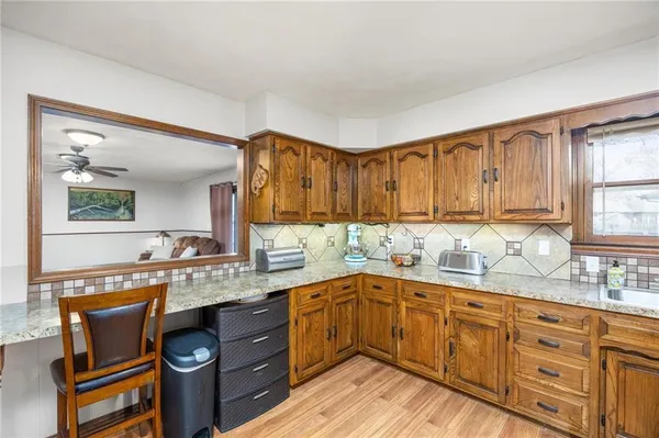$270,000 | 402 West McKinley Street, Frontenac, KS 66763