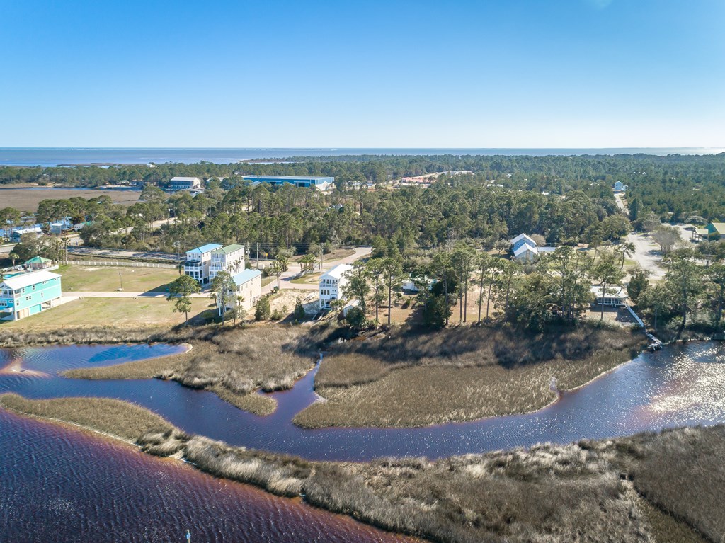 131 River Road Carrabelle, FL 32322 - Photo 7 of 11 Gallery Image 7