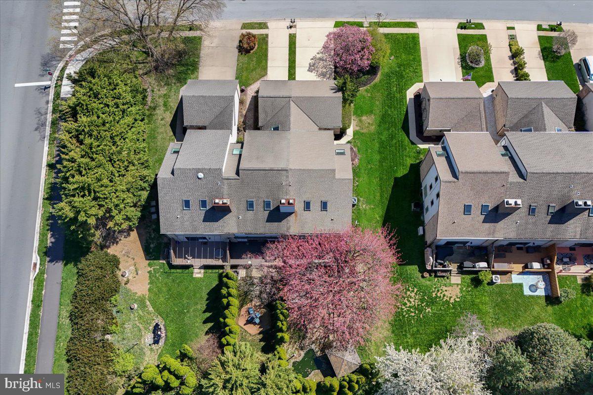5 Steeplechase Road Wilmington, DE 19808 - Photo 35 of 39 an aerial view of a house with a garden