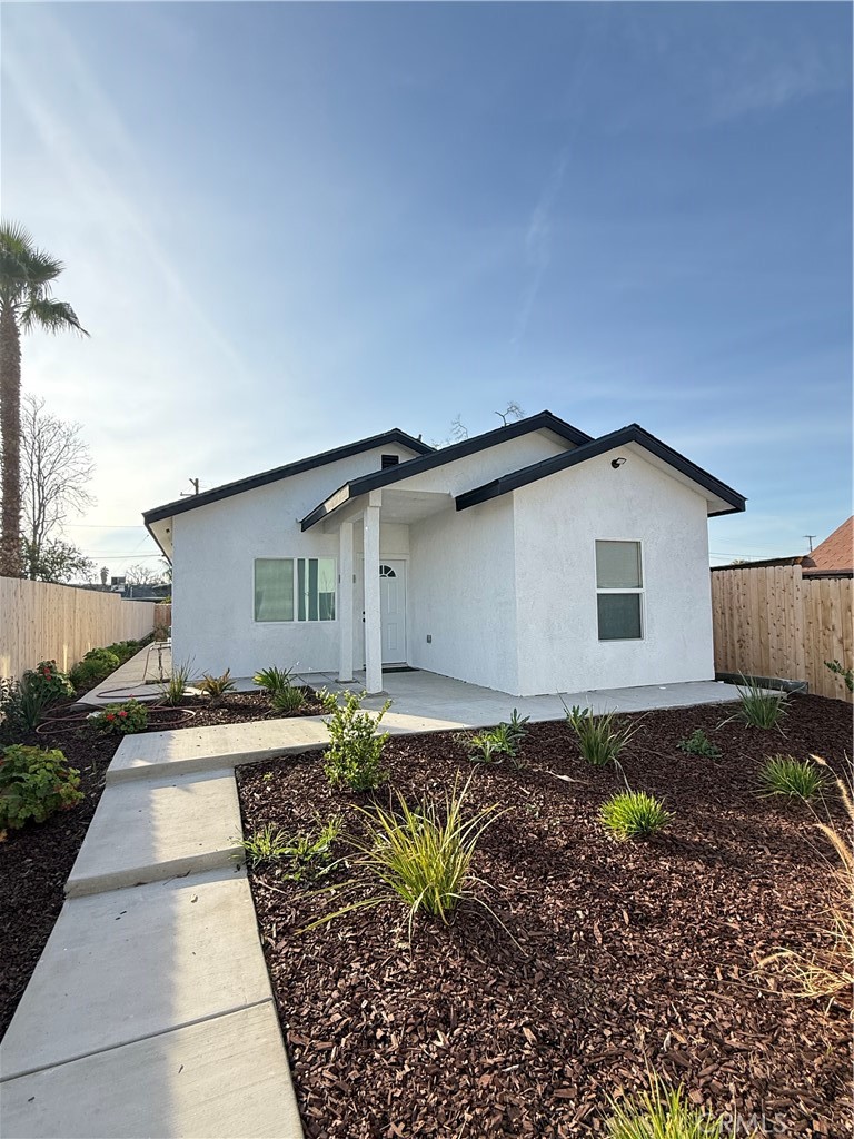 310 Ohio Drive Bakersfield, CA 93307 - Photo 1 of 14