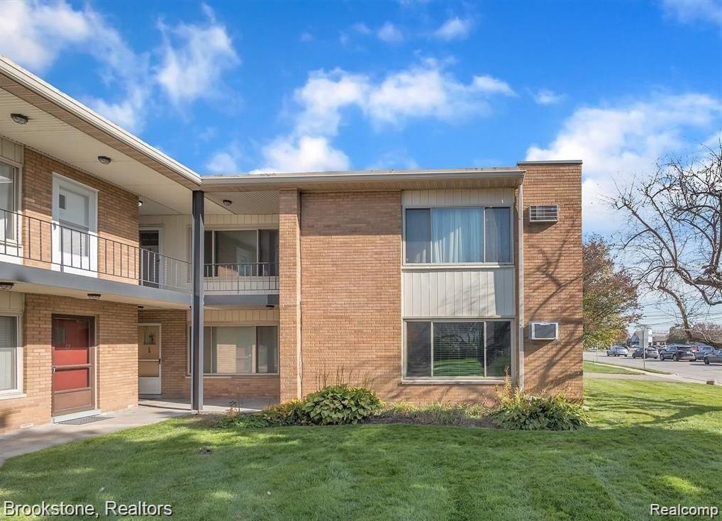 2859 East Maple Road, Unit 10 Birmingham, MI 48009 - Photo 1 of 1