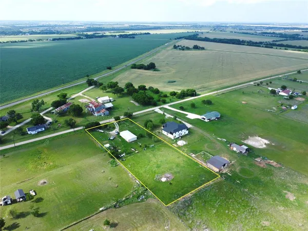 $169,900 | 216 Hight Road, Waxahachie, TX 75167