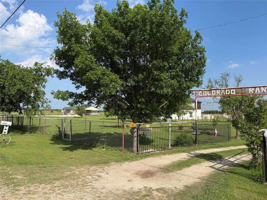 216 Hight Road Waxahachie, TX 75167 - Photo 8 of 20