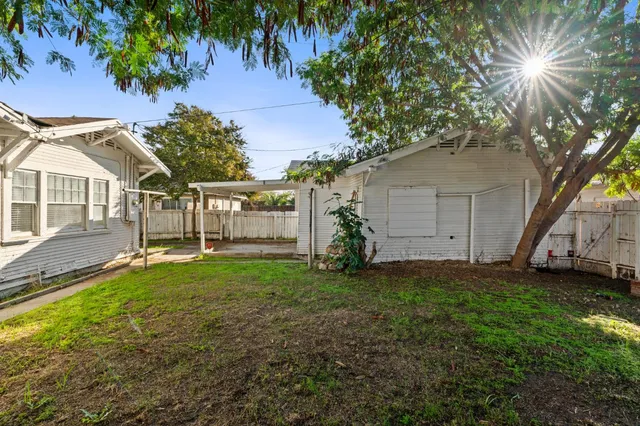 $309,000 | 3124 East Madison Avenue, Fresno, CA 93702