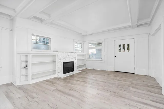 $309,000 | 3124 East Madison Avenue, Fresno, CA 93702