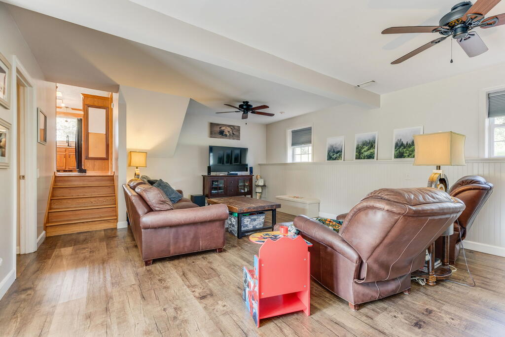 3863 Mountain Road Cedar Bluff, VA 24609 - Photo 31 of 45 Gallery Image 31